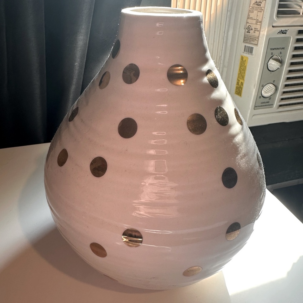 Opalhouse Porcelain Decorative Vase